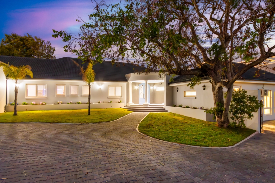 4 Bedroom Property for Sale in Golden Hill Western Cape